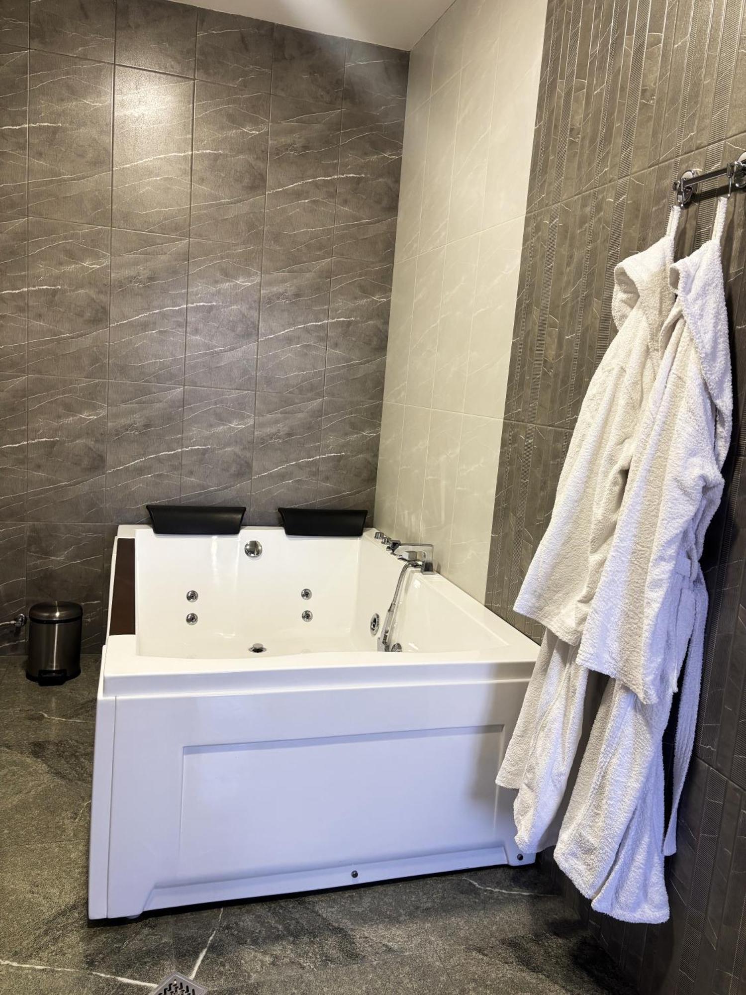 21 Rooms Hotel Gjumri Exterior foto